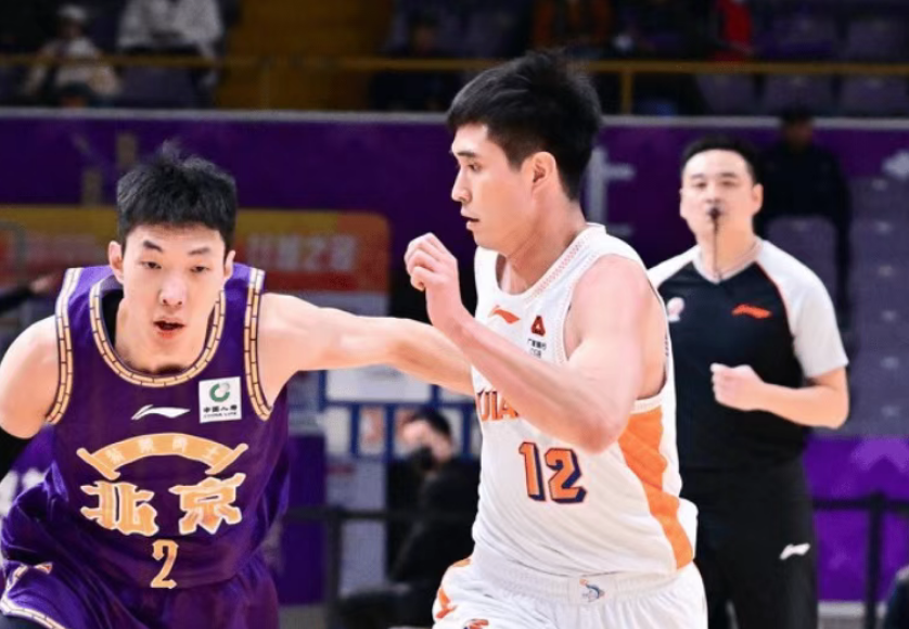 开云-廖三宁压哨三分绝杀北控险胜福建 曾凌铉三分9中9CBA历史首人